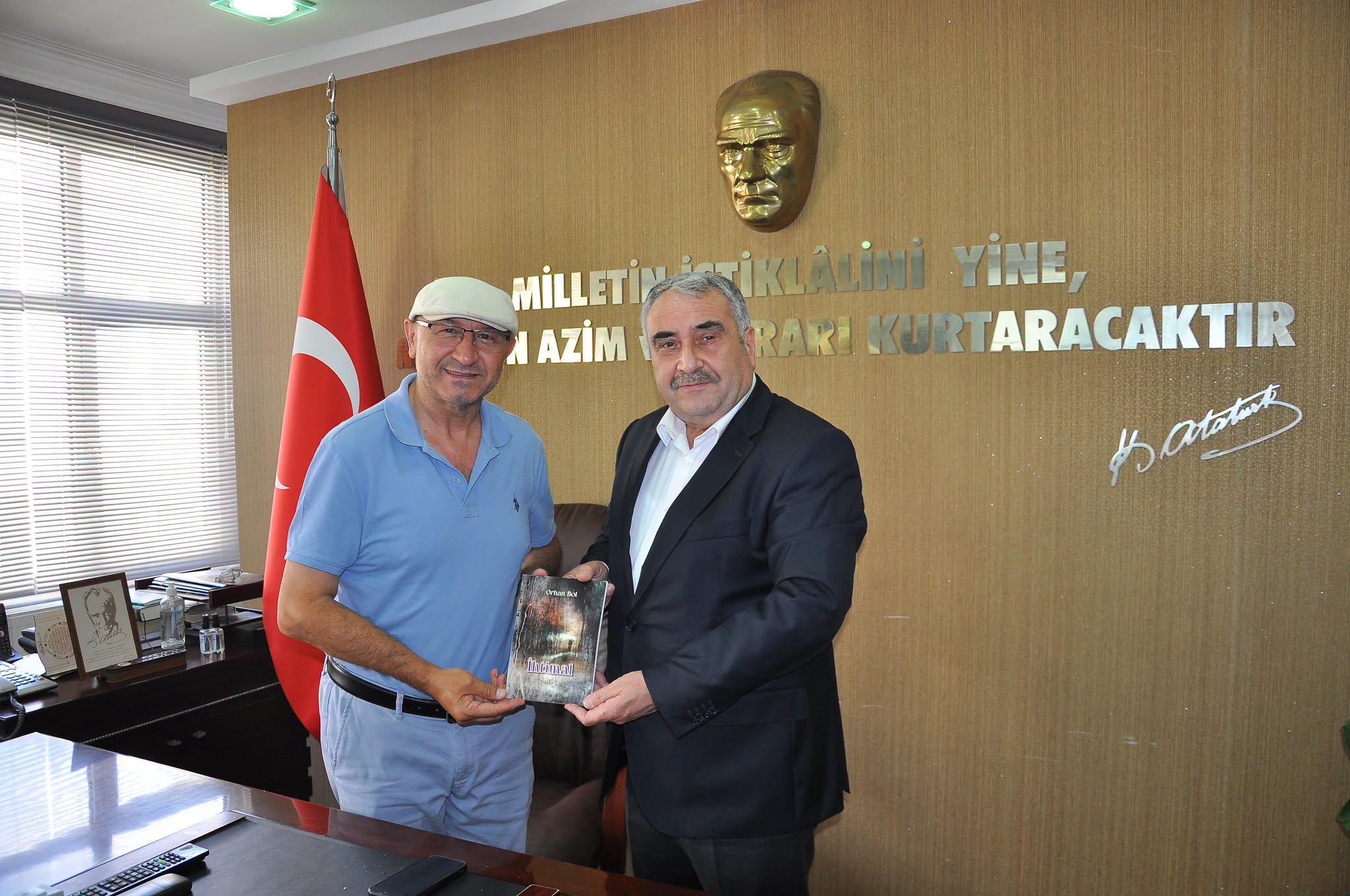 Tiyatro Oyuncusu, Yönetmen ve Şair Orhan BOL